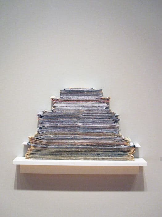 Free Paper 9-06 | Paper and glue, 15.5 x 25.5 x 2 inches, 14 lbs